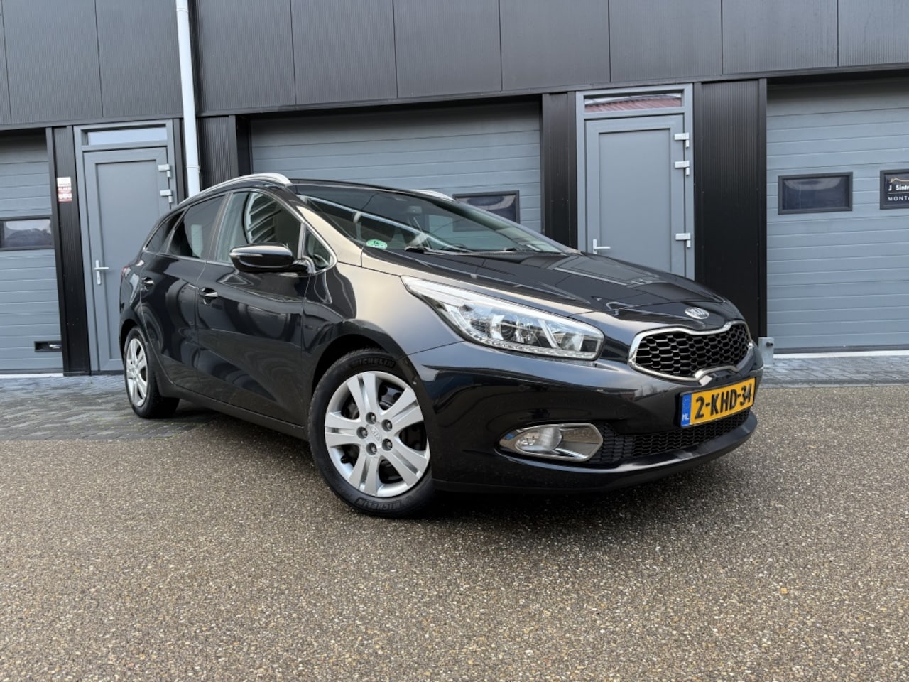 Kia Cee'd Sportswagon - 1.6 GDI Super Pack Keyless, Navi, Camera, PDC V+A - AutoWereld.nl