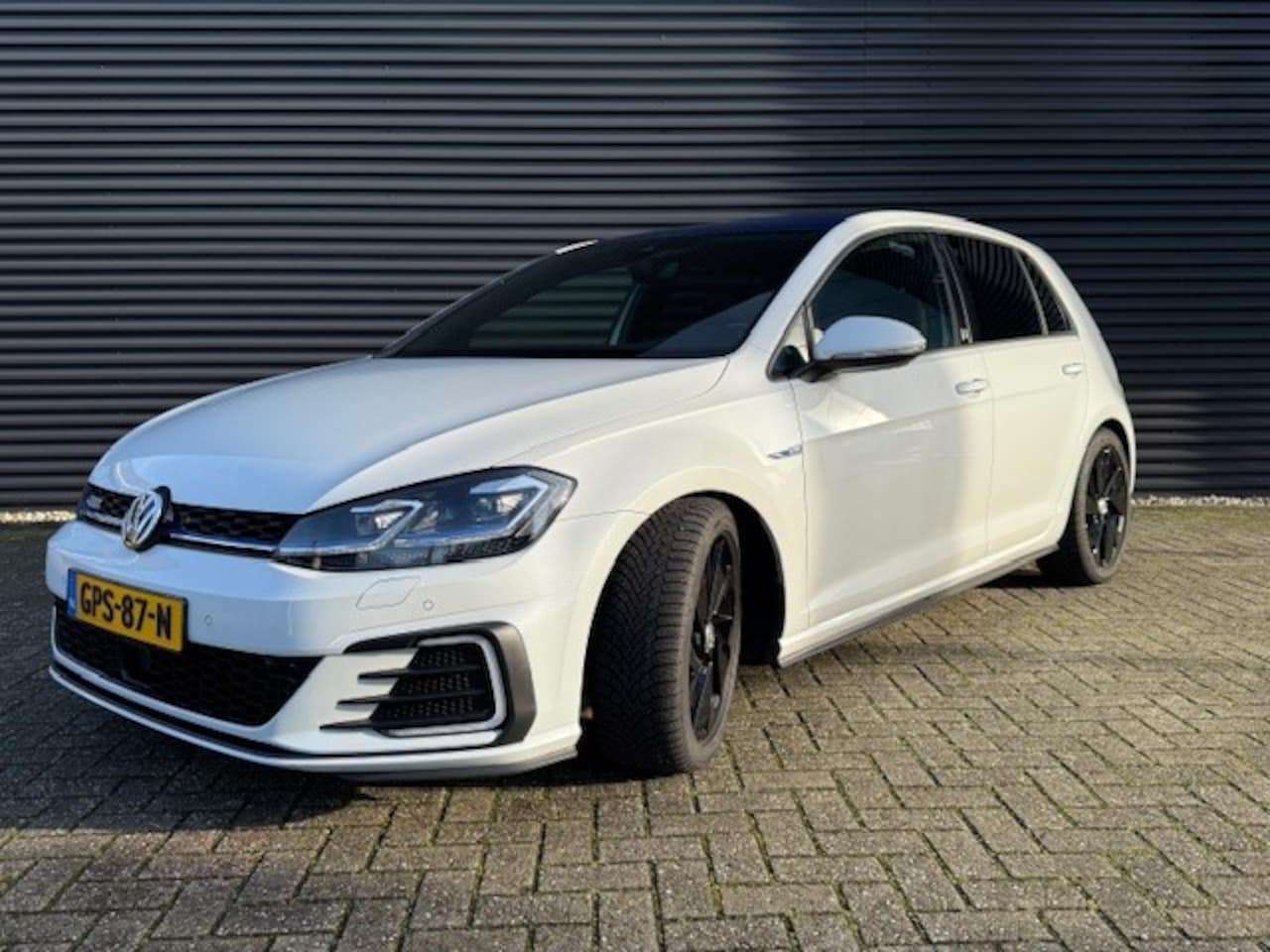 Volkswagen Golf - 1.4 TSI PHEV GTE Limited Edition zeer compleet - AutoWereld.nl