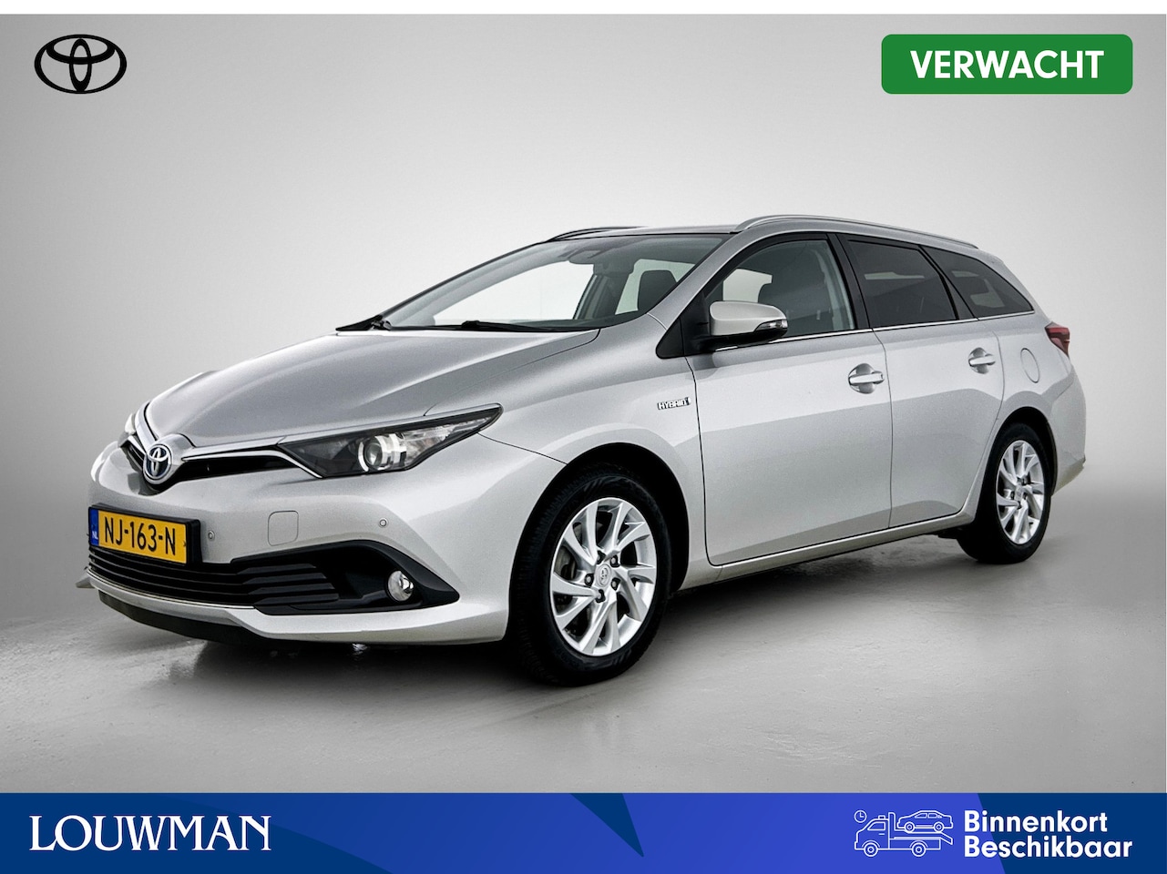 Toyota Auris Touring Sports - 1.8 Hybrid Executive | Panoramadak | - AutoWereld.nl