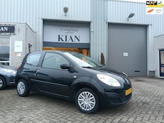 Renault Twingo - 1.2-16V Dynamique