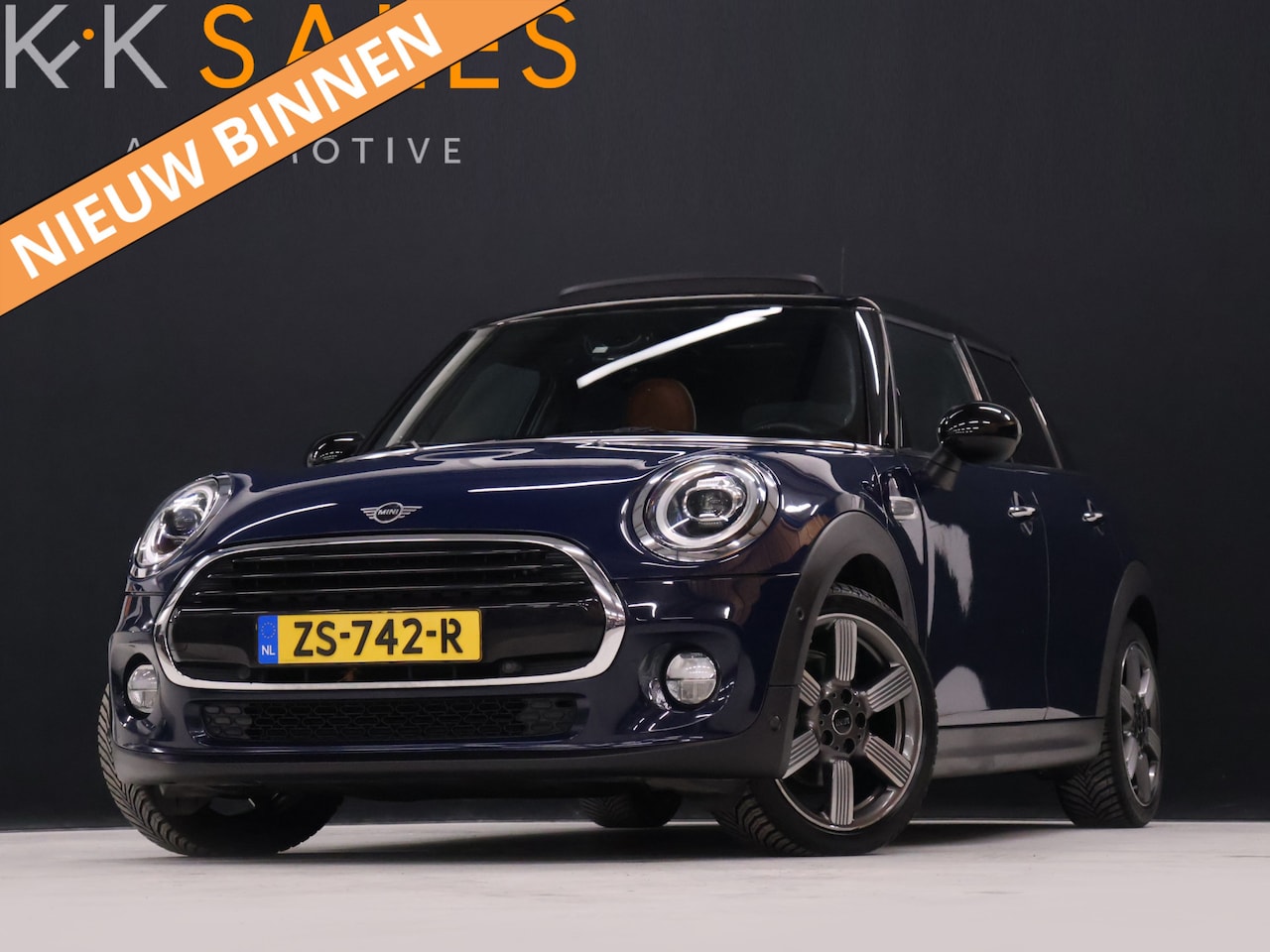 MINI Cooper - Mini 1.5 60 Years Edition [SCHUIFKANTELDAK, HARMAN/KARDON, APPLE CARPLAY, HEAD-UP, STOELVE - AutoWereld.nl