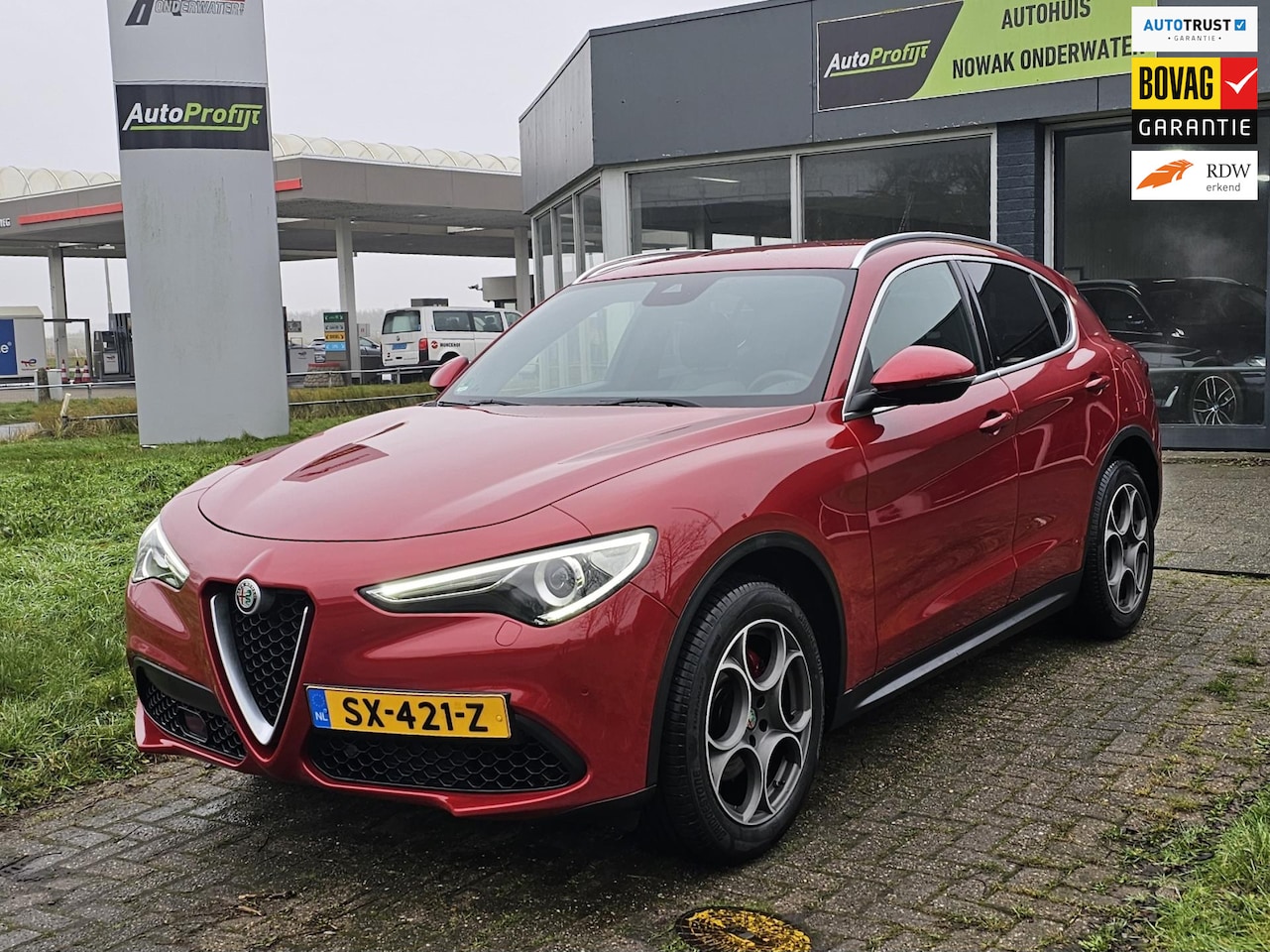 Alfa Romeo Stelvio - 2.0 T 280PK AWD Super Veloce int. Adapt. CC - AutoWereld.nl