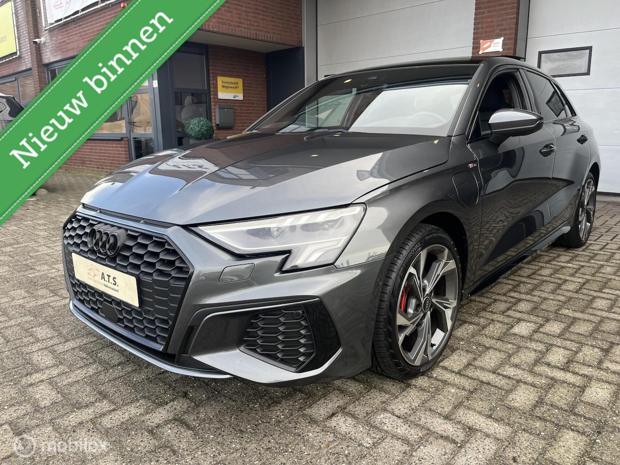 Audi A3 Sportback - 45 TFSI e S-LINE PANO-DAK*ACC*CAMERA*PDC* - AutoWereld.nl