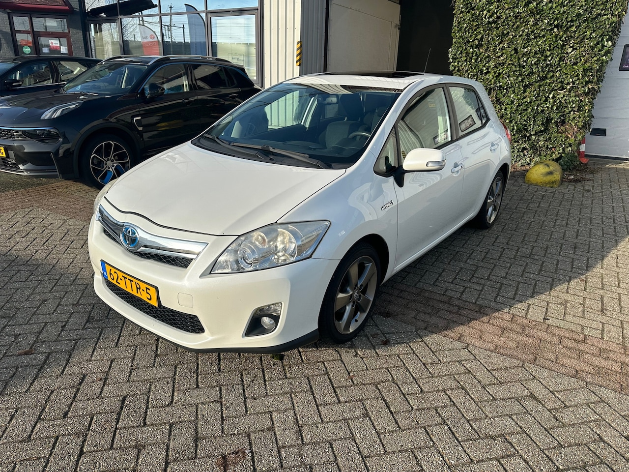 Toyota Auris - 1.8 Full Hybrid Dynamic Business 1.8 Full Hybrid Dynamic Business,OPENDAK - AutoWereld.nl