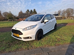 Ford Fiesta - 1.6 ST2