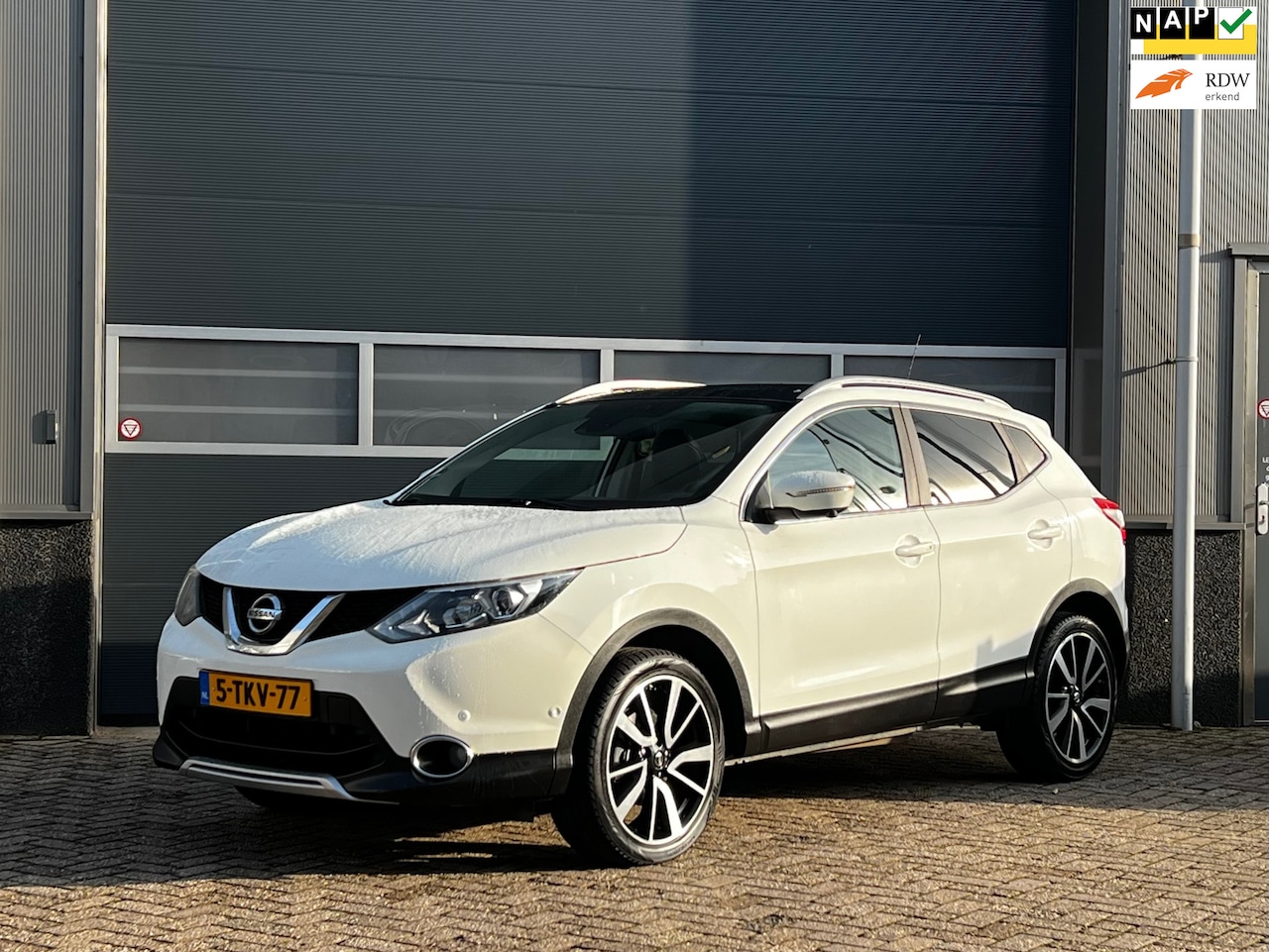 Nissan Qashqai - 1.5 dCi Tekna bj.2014 360Cam|Pano|Navi|Nap. - AutoWereld.nl