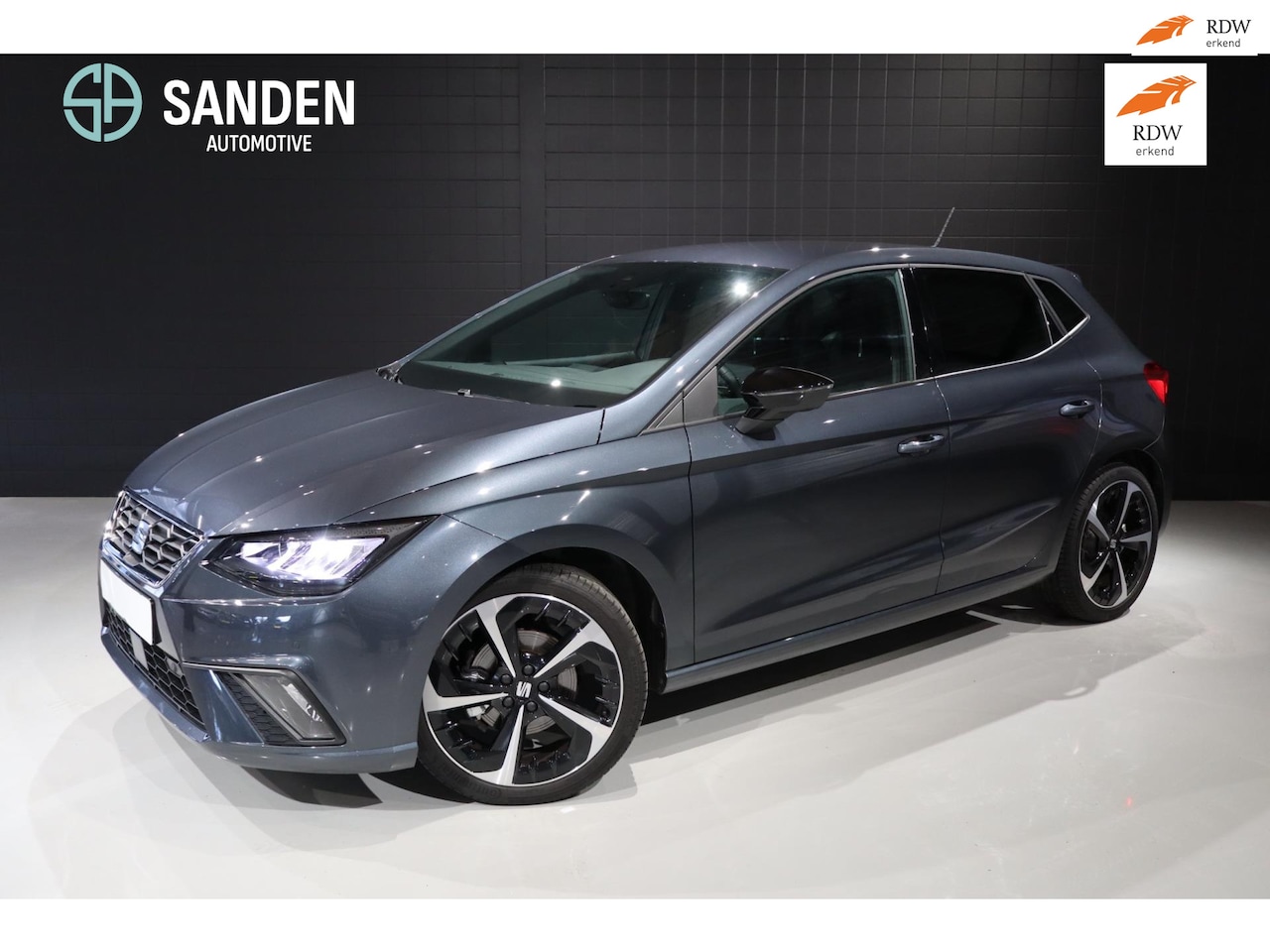 SEAT Ibiza - 1.0 TSI FR | DSG Aut. | 18 inch LMV | 116PK | CAMERA | STOELVERW. | ADAPTIVE CRUISE | CLIM - AutoWereld.nl