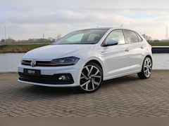 Volkswagen Polo - 2.0 TSI GTI| PANO | PDC | Stoelverwarming |