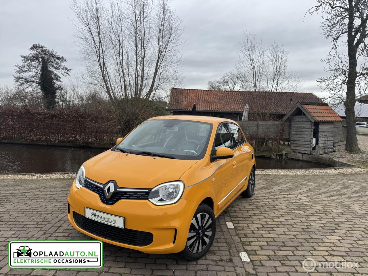 Renault Twingo Z.E. - R80 Intens | Camera |Carplay - AutoWereld.nl