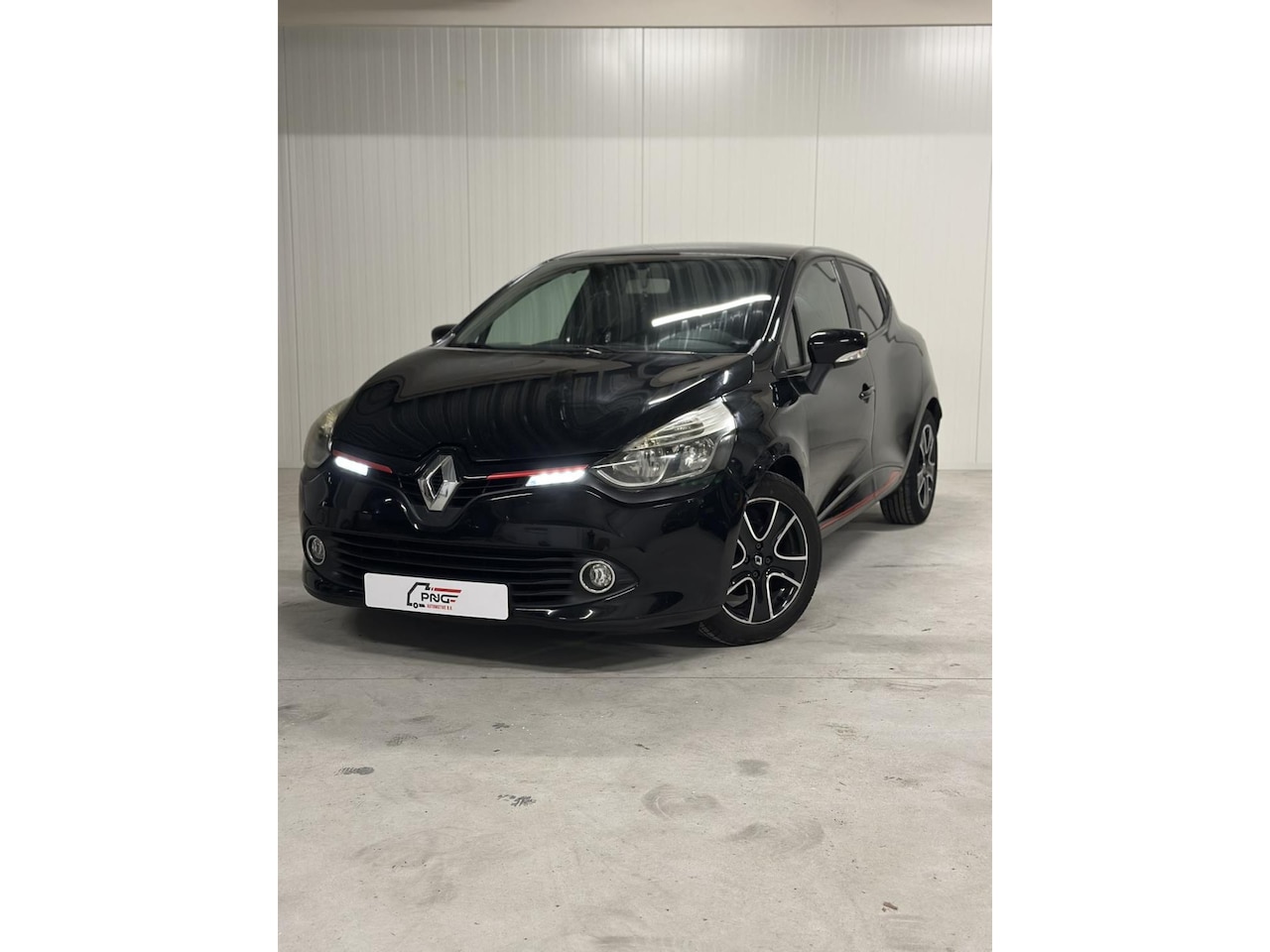 Renault Clio - 0.9 TCe Dynamique CRUISE - AIRCO - NAVI - AutoWereld.nl
