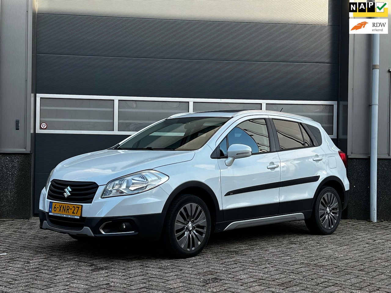 Suzuki SX4 S-Cross - 1.6 Exclusive bj.2014 Pano|Trekh|Clima|Cc|Nap. - AutoWereld.nl