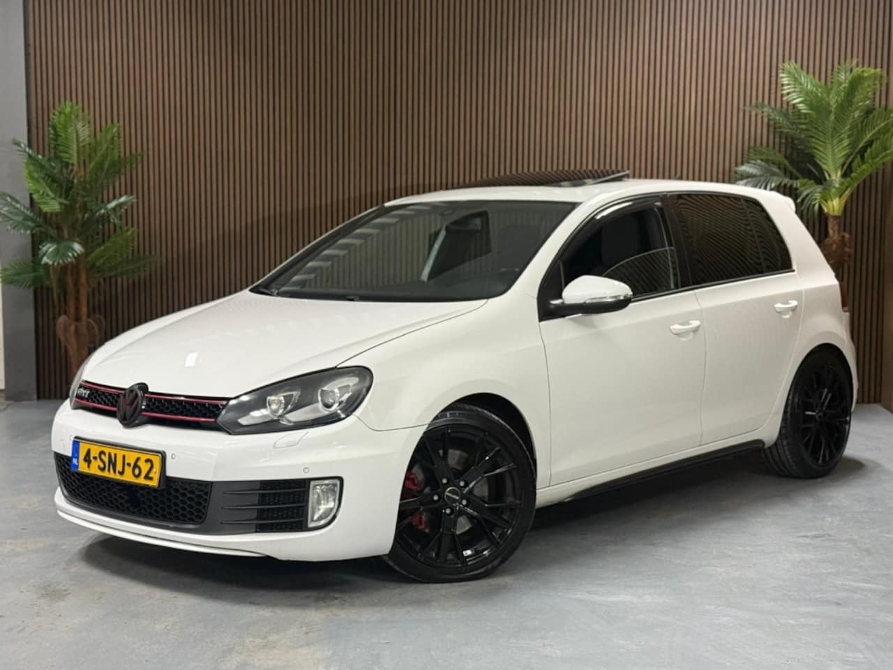 Volkswagen Golf - 2.0 GTI 2.0 GTI - AutoWereld.nl