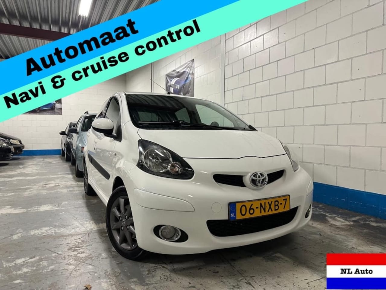 Toyota Aygo - 1.0-12V Dynamic Navigator Automaat/Navi/Airco/Nap! - AutoWereld.nl