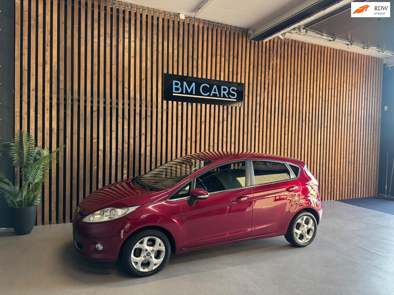 Ford Fiesta - 1.25 Titanium 5 deurs, Clima,Parkeersensoren - AutoWereld.nl