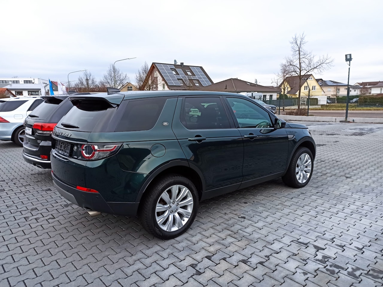 Land Rover Discovery Sport - 2.0 TD4 Urban Series SE Dynamic Mooie en nette auto, MOTOR KAPOT - AutoWereld.nl