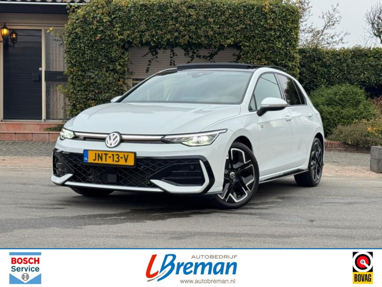 Volkswagen Golf - 8.5 1.5 ETSI R-LINE DSG Black Style150pk Panoramadak Matrix LED - AutoWereld.nl