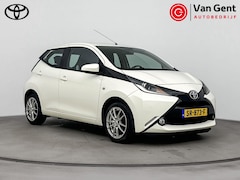 Toyota Aygo - 1.0 VVT-i x-nav | Navigatie | Airco | Camera | 15 inch | Elektrische ramen voor | Bluetoot