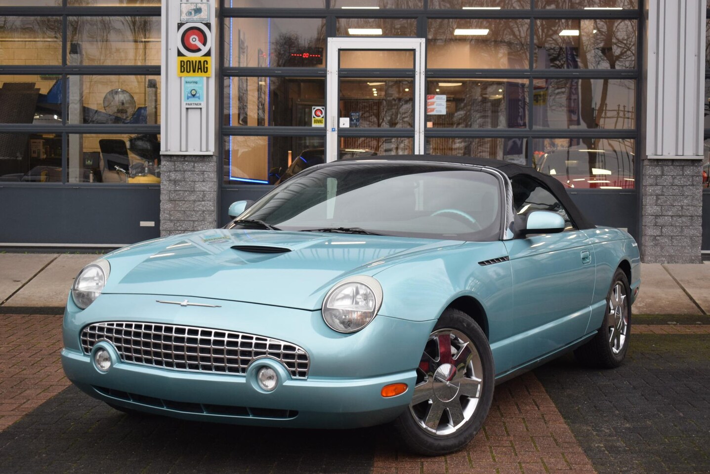 Ford Thunderbird - 92.000 !! - AutoWereld.nl