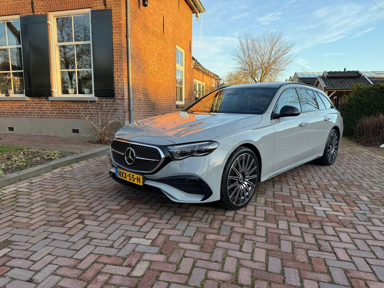 Mercedes-Benz E-klasse Estate - 450 4MATIC AMG Line 21" HUD-Pano-Burmester - AutoWereld.nl