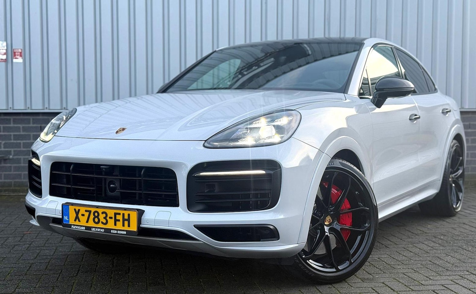 Porsche Cayenne Coupé - 3.0 E-Hybrid |Sport|Burmester|360|Nachtzicht|SoftClose|VOLL!| - AutoWereld.nl