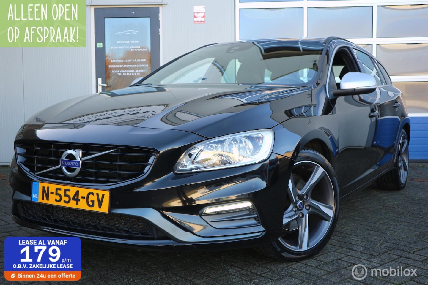 Volvo V60 - 2.0 D2 R-Design AUTOMAAT/LEDER/NAVIGATIE/TREKHAAK - AutoWereld.nl