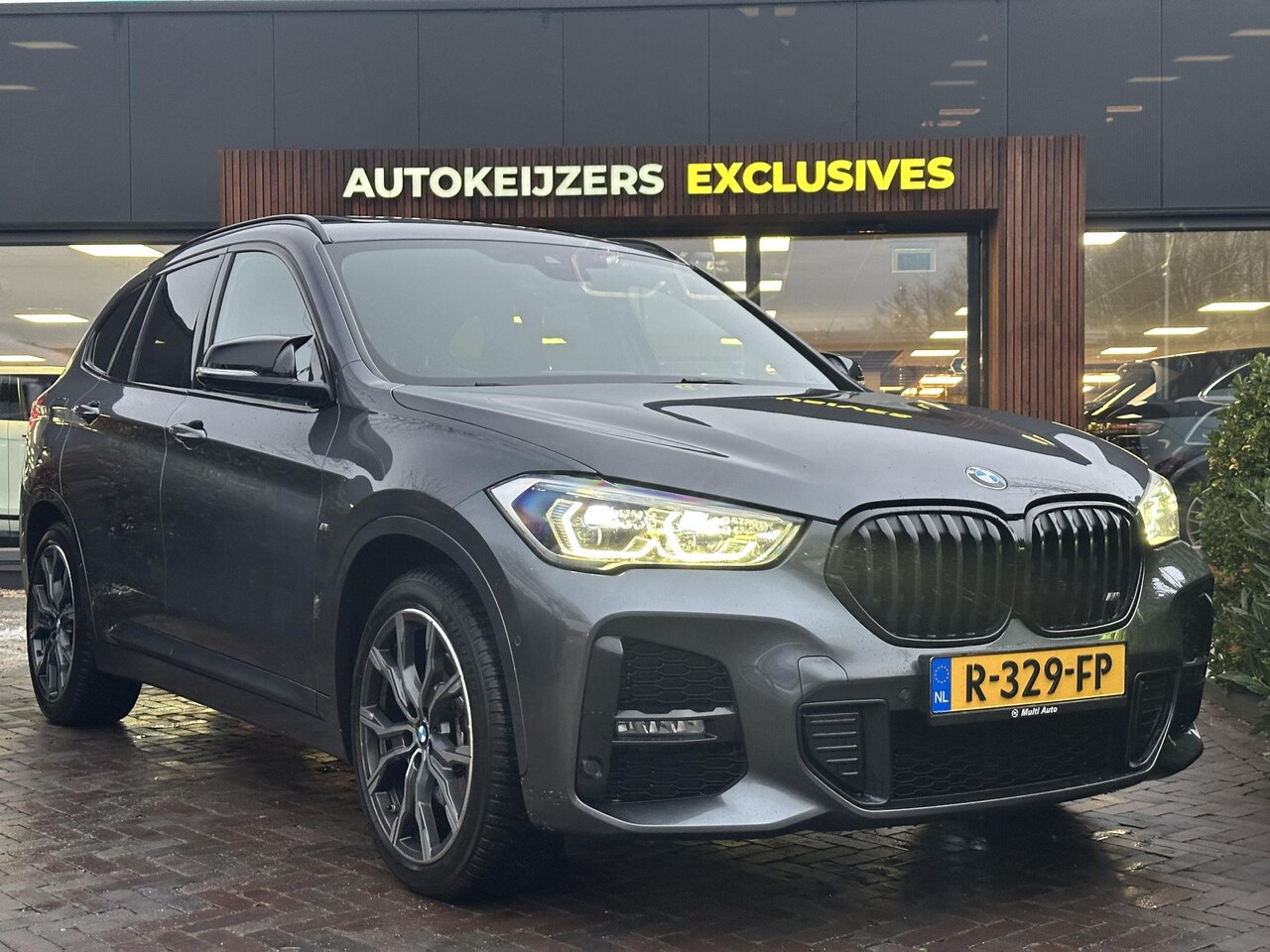BMW X1 - xDrive25e eDrive Edition M Sport Plug in Hybrid 222PK Leer Ambiente Camera - AutoWereld.nl