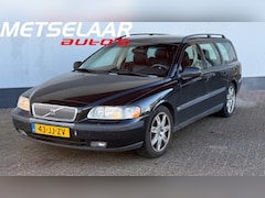 Volvo V70 - 2.3 T-5 Comfort Line LEES ADVERTENTIE