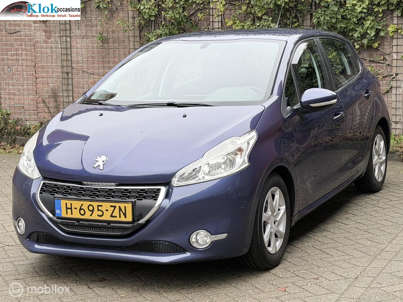 Peugeot 208 - 1.4 VTi Allure Airco Cruise Navi Trekhaak - AutoWereld.nl