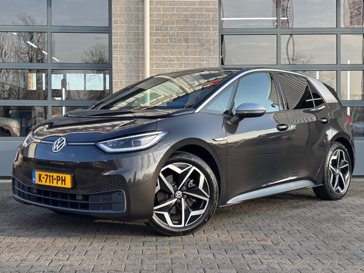 Volkswagen ID.3 - First Plus 58 kWh|SOH 92%|4NIEUWE BANDEN|IQ LIGHT| - AutoWereld.nl