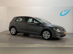Volkswagen Golf - 1.5 TSI Comfortline Business Alcantara Stoelverwarming Navigatie Parkeersensoren DAB+
