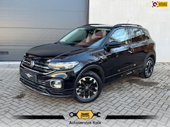 Volkswagen T-Cross - 1.5 TSI Automaat R-Line * Virtual Cockpit * Adaptieve Cruise * Carplay