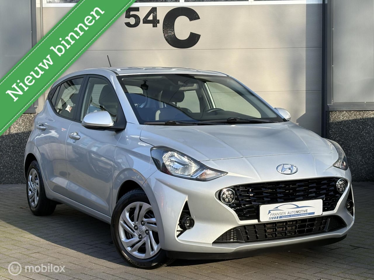Hyundai i10 - 1.0 zilver Comfort Automaat Prachtige auto !! - AutoWereld.nl