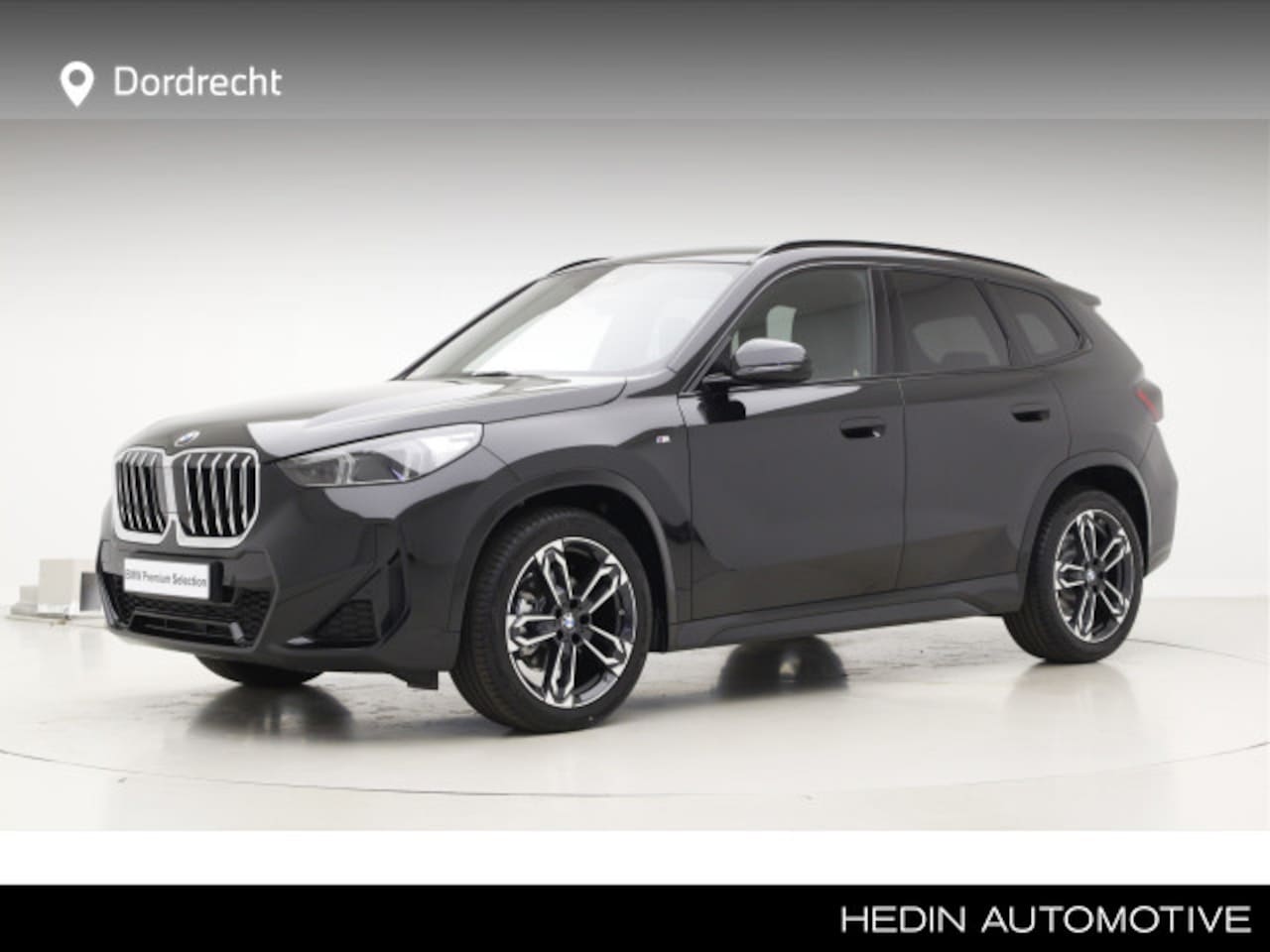 BMW X1 - sDrive18i M-Sport | 19" | Harman Kardon | - AutoWereld.nl