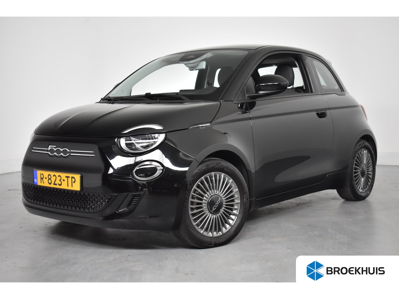 Fiat 500 - Icon 42 kWh | 1e Eigenaar! | Navi | Clima | Half Leder | Cruise Control | Lichtmetalen Vel - AutoWereld.nl