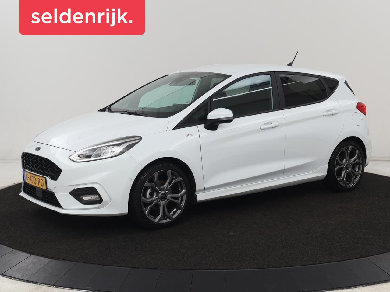 Ford Fiesta - 1.0 EcoBoost ST-Line X | Stoel & stuurverwarming | Trekhaak | Camera | Adaptive cruise | C - AutoWereld.nl