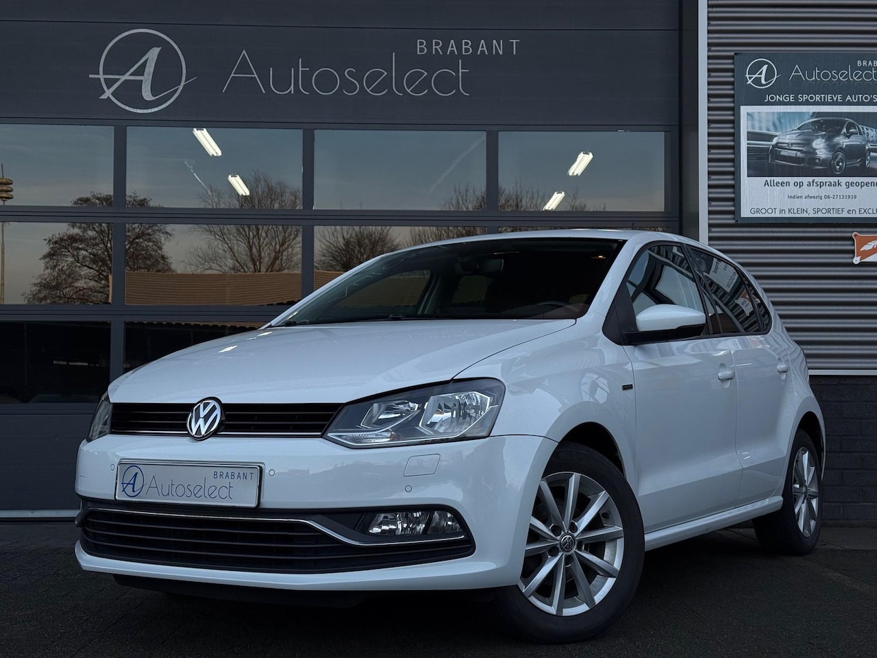 Volkswagen Polo - 1.0 Comfortline Lounge Clima Cruise PDC - AutoWereld.nl