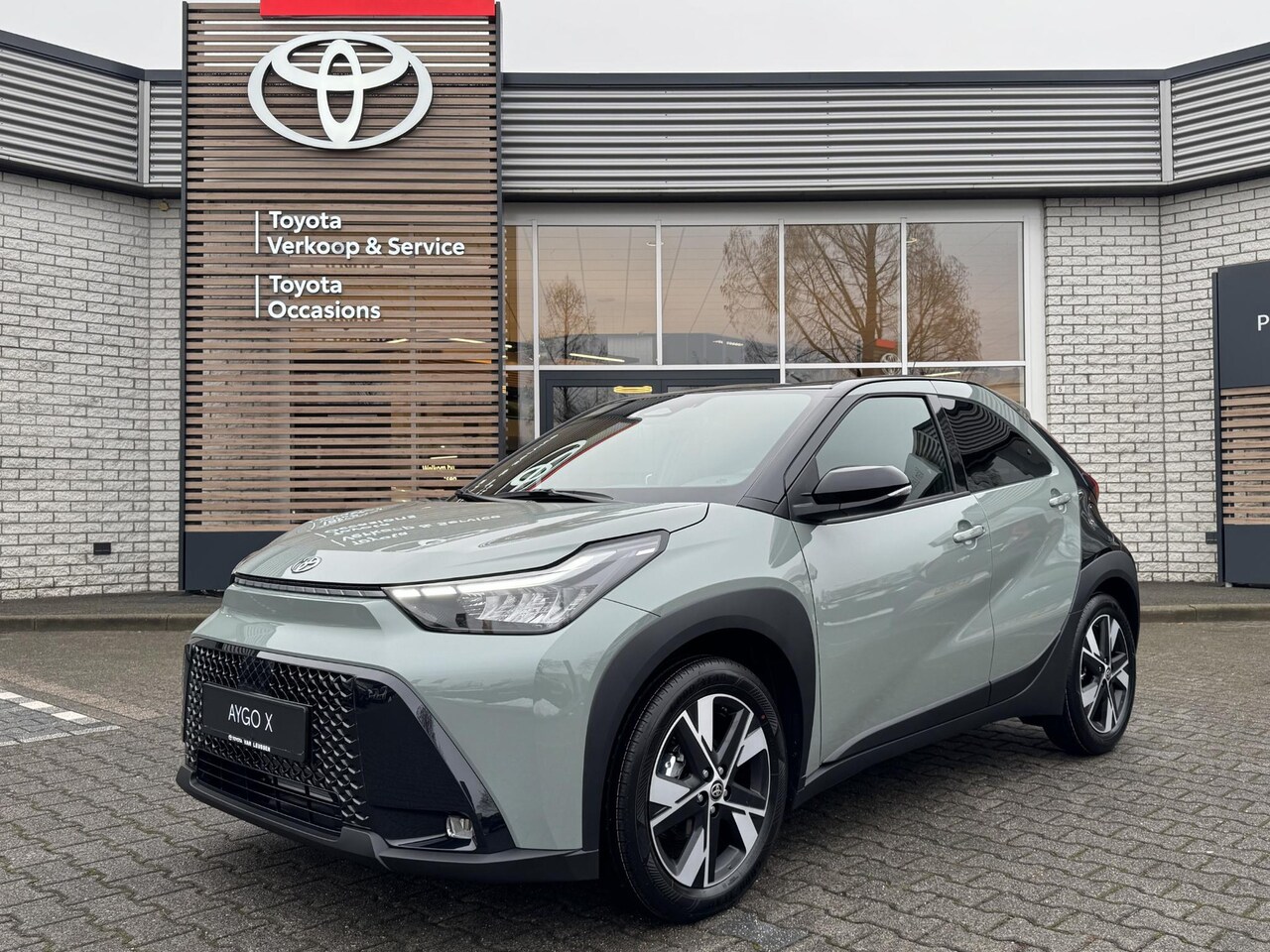 Toyota Aygo X - HYBRID 115 PULSE NIEUW & DIRECT LEVERBAAR!! CLIMA NAVI APPLE/ANDROID PARKCAMERA PRIVACY-GL - AutoWereld.nl