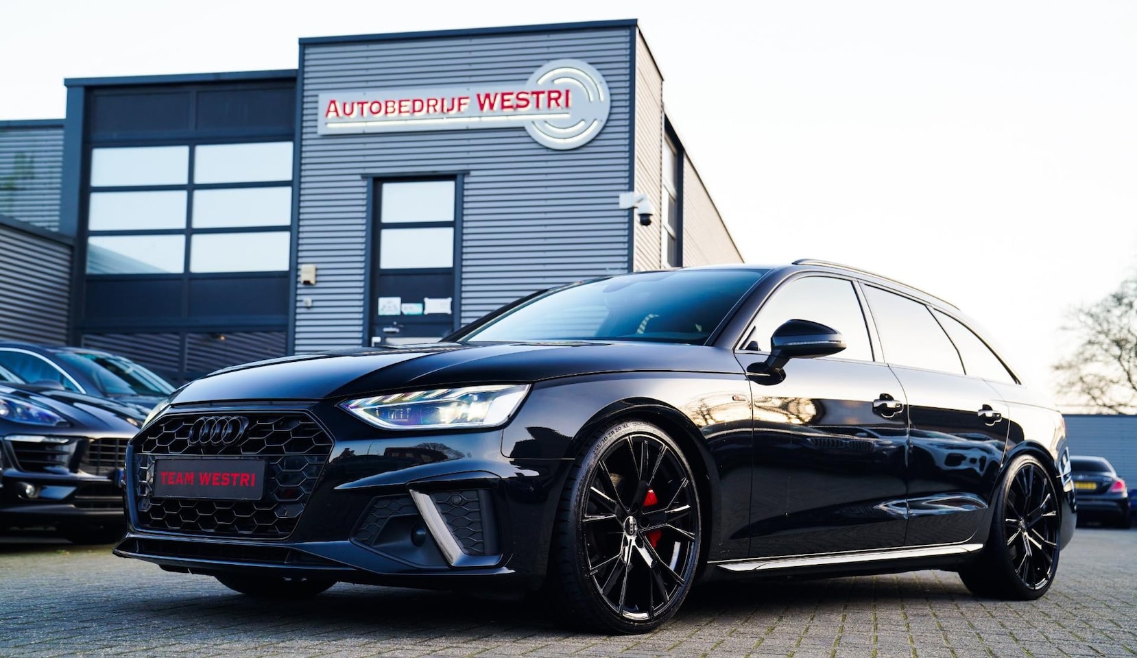 Audi A4 Avant - 40 TFSI S edition Competition | B&O | Panorama | 20 inch | Virtual Cockpit | Camera | Face - AutoWereld.nl