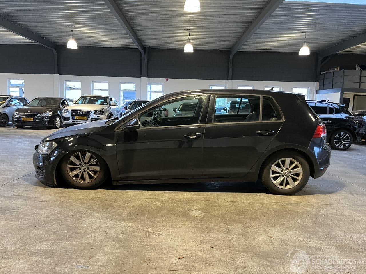 Volkswagen Golf Plus - 1.6 TDI Trendline BlueMotion