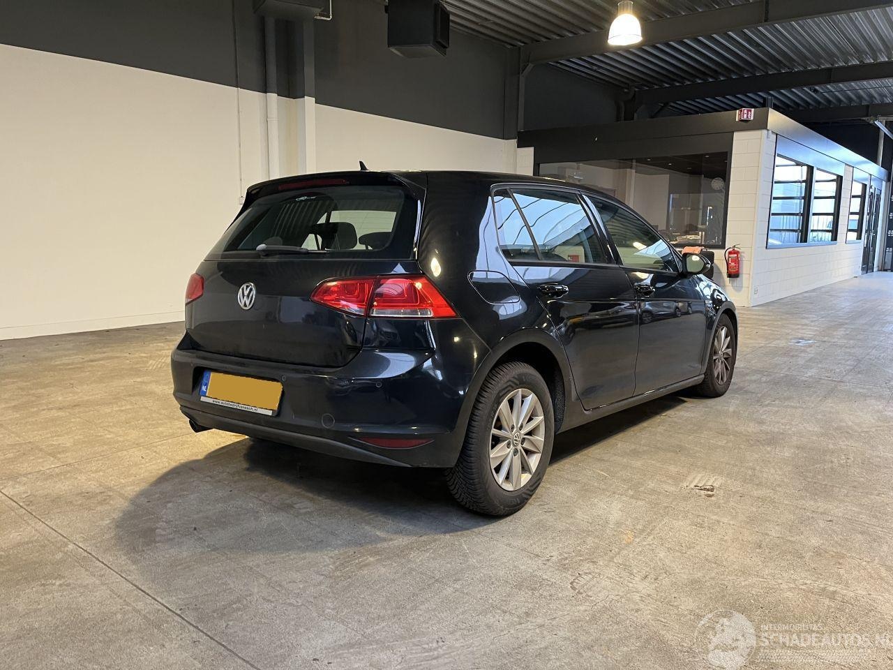 Volkswagen Golf Plus - 1.6 TDI Trendline BlueMotion
