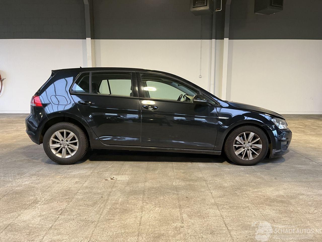 Volkswagen Golf Plus - 1.6 TDI Trendline BlueMotion