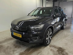 Volvo XC40 - P8 78KWH RECHARGE AWD R-DESIGN TREKHAAK/ACARPLAY/HLEER/FABRIEKSGARANTIE