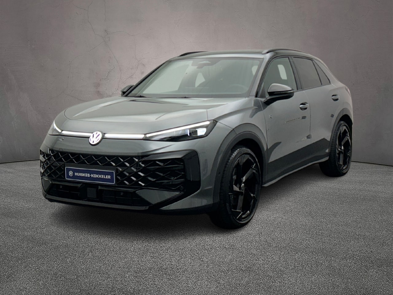 Volkswagen T-Roc - 1.5 eTsi R-Line First Edition 1.5 eTSI 150pk R-Line First Edition - AutoWereld.nl