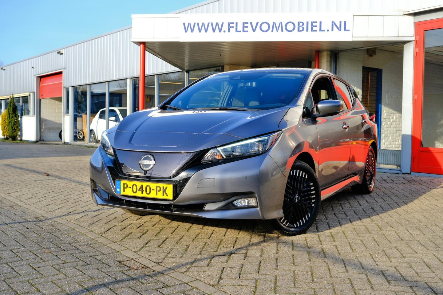 Nissan LEAF - Tekna 40 kWh Aut. Cam|Bose|Leder|DAB+|Carplay|LED - AutoWereld.nl