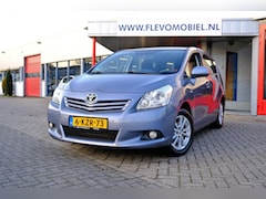 Toyota Verso - 1.8 VVT-i Business 7-pers Pano|Clima|LMV