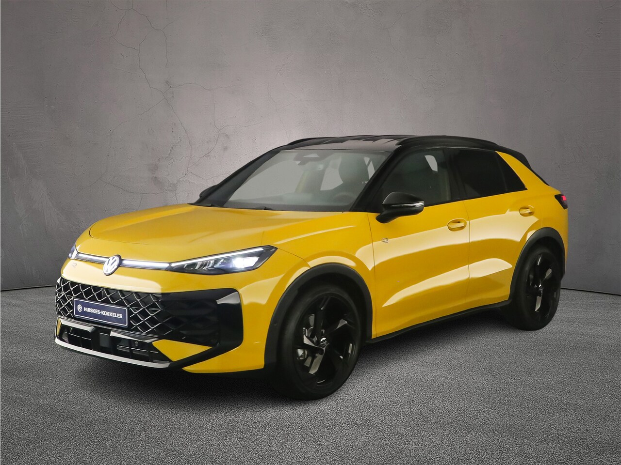 Volkswagen T-Roc - Eerste en Goedkoopste van NL! 1.5 eTSI 150pk R-Line First Edition - AutoWereld.nl