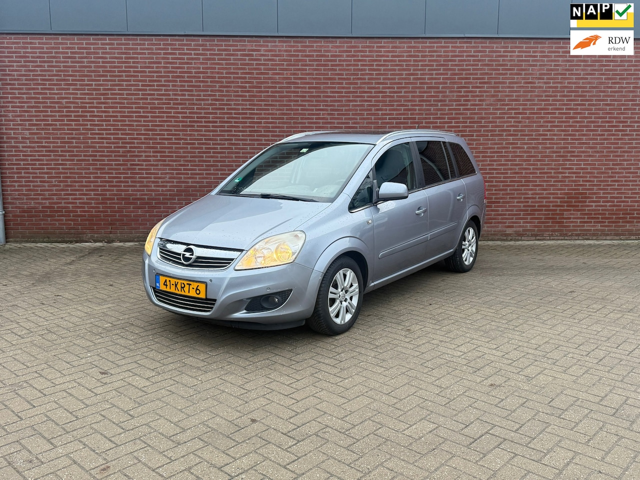 Opel Zafira - 2.2 Cosmo automaat / Lees Tekst !! - AutoWereld.nl