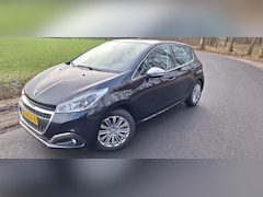 Peugeot 208 - 1.2 PureTech Blue Lease Executive Met airco