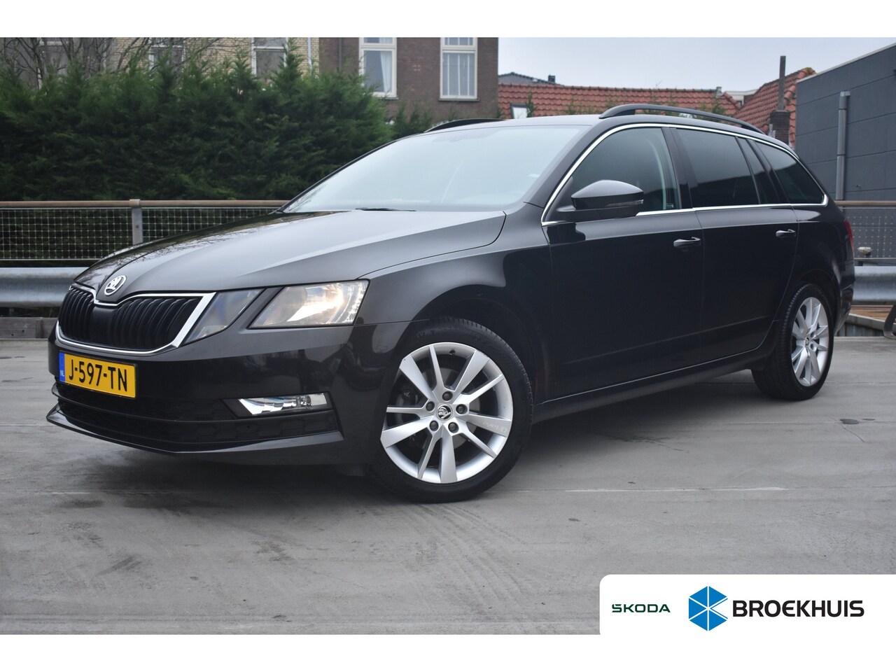 Skoda Octavia Combi - 1.0 TSI 115PK Greentech Business Edition | ACC | Business Upgrade pakket | 17 inch lichtme - AutoWereld.nl