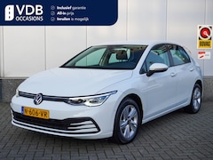 Volkswagen Golf - 1.0 eTSI Life Bns IQ Light | Stoel&Stuur verwarm.| CarPlay | ACC